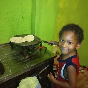 Meet your Posher, Yvette